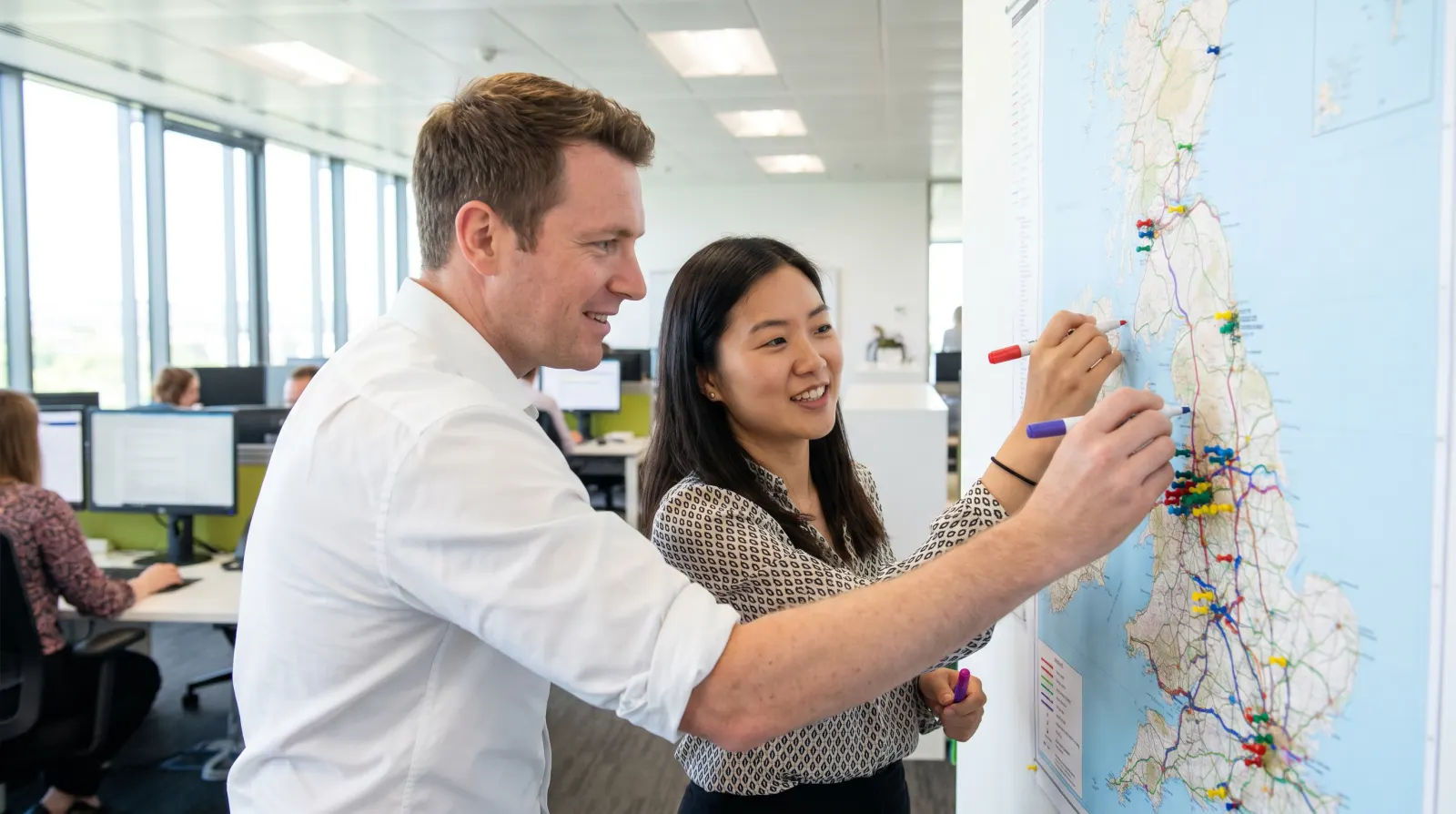 Maine Couriers operators planning routes over a live UK coverage map